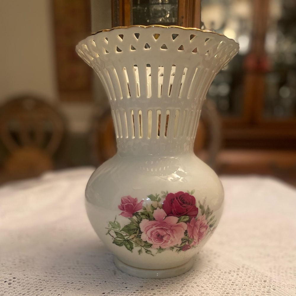 Baum Bros. Vintage vase